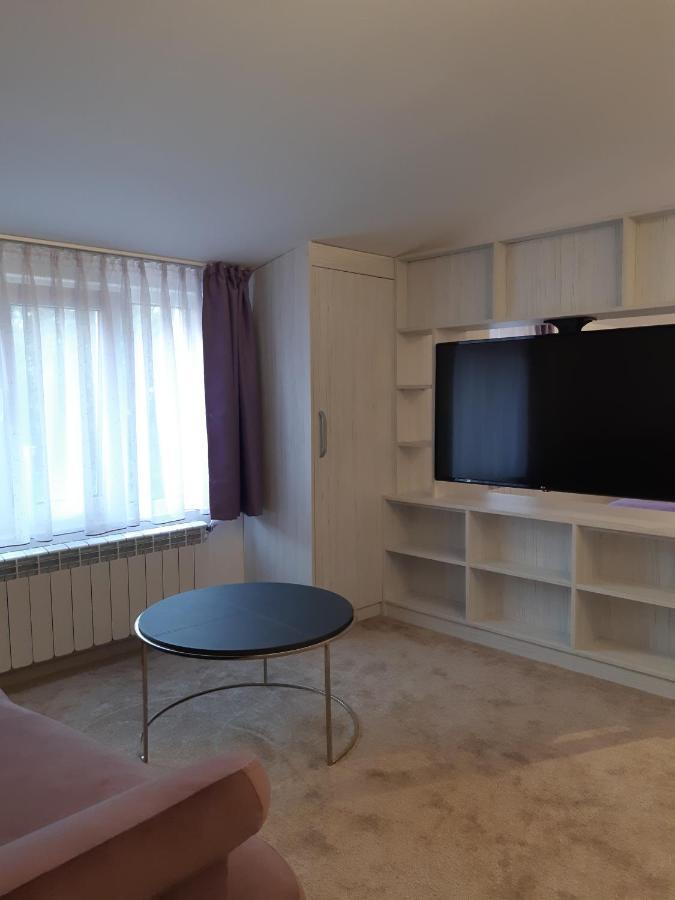 Apartament Magnolia Nearby City Center With Parking Sibiu Ngoại thất bức ảnh